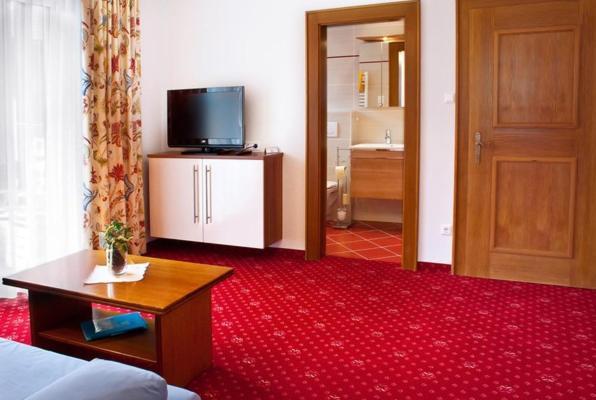 Apartament Haus Nadja Bad Kleinkirchheim Zewnętrze zdjęcie